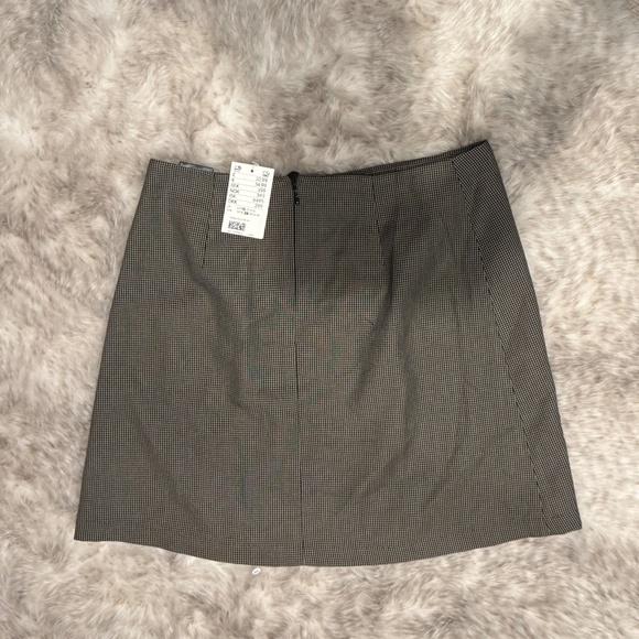 Grey plaid pleat mini skirt - Picture 2 of 2